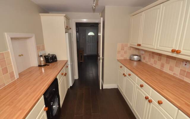 Plawsworth Aparthotel
