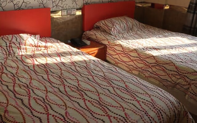 Pod Inn Sihong Tiyu North Road