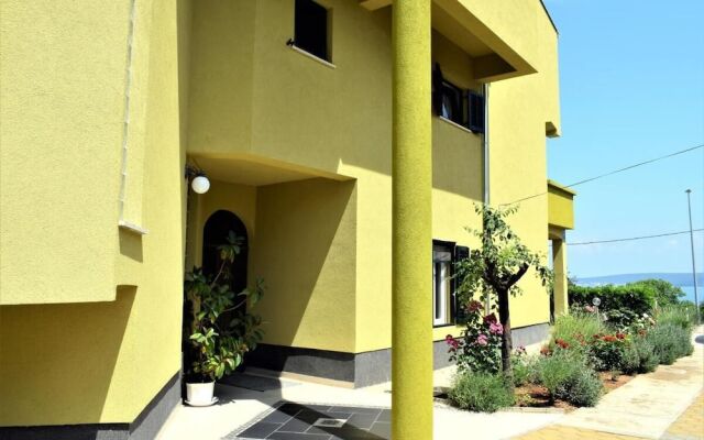 Two Bedroom sea View Apartment Primavera With Balcony