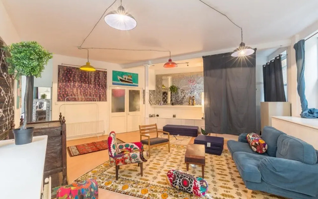 Delightful Bohemian Inspired Loft Space Shoreditch