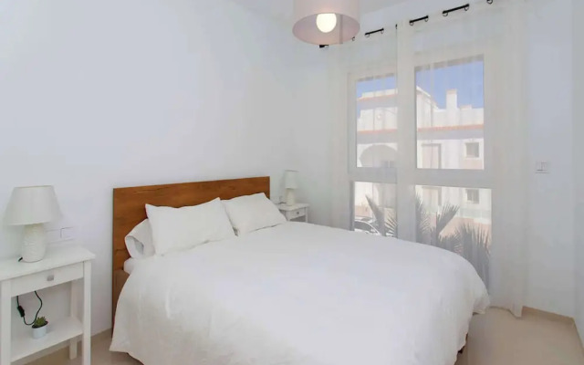 Sunset Paradise - Sleeps 4, Pool, Terrace & Views