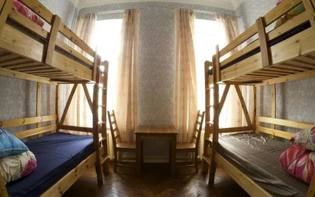 Штраус Хаус