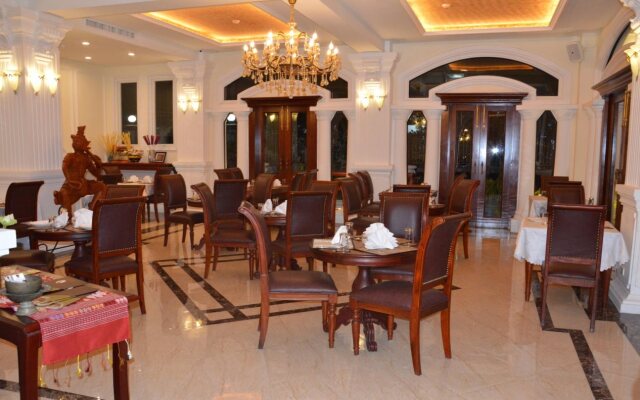 Phasouk Vien Chantra Hotel