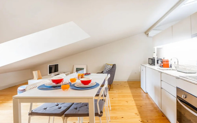 Oporto Loft with Mezzanine