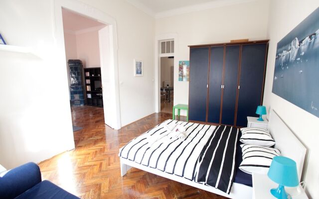 Budapest Easy Flat - Wesselenyi Apartment