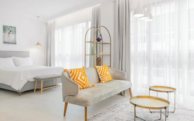 Ototo Luxury Living