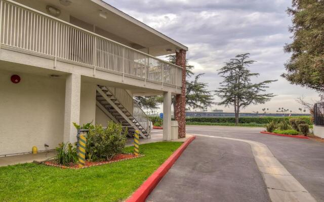 Motel 6 Arcadia, CA - Los Angeles - Pasadena Area