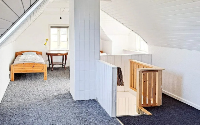 6 Person Holiday Home in Logstor