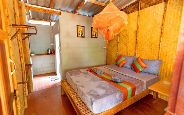 Ok Chawkoh Bungalow – Guest Rooms – Ko Lanta