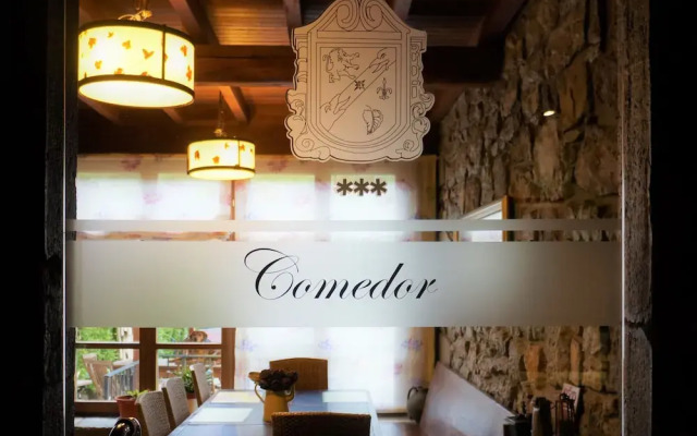 Hotel Rural Palacio Fernández Heres