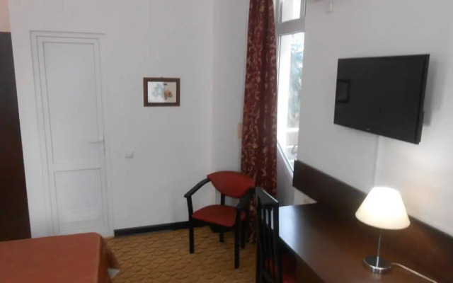 Hotel Vesta