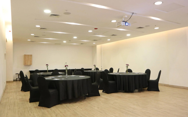 Wyndham Concepcion Pettra