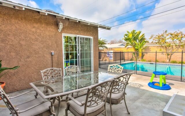 Atlantis - 4 Br Home