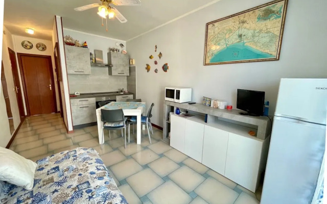 Cozy Apartment With AC and Parking