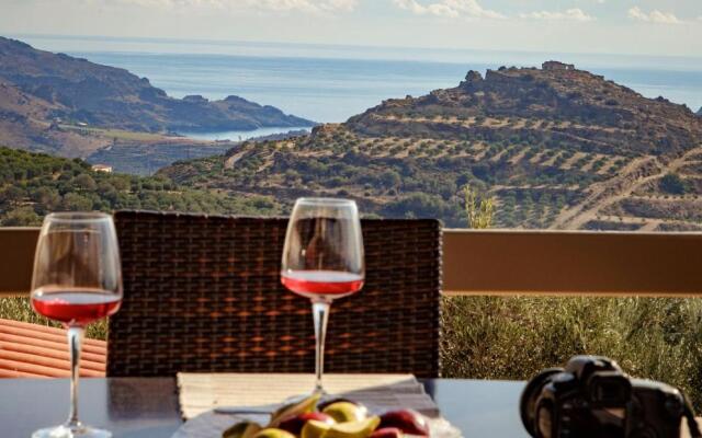 AnnaView Apartments & Suites