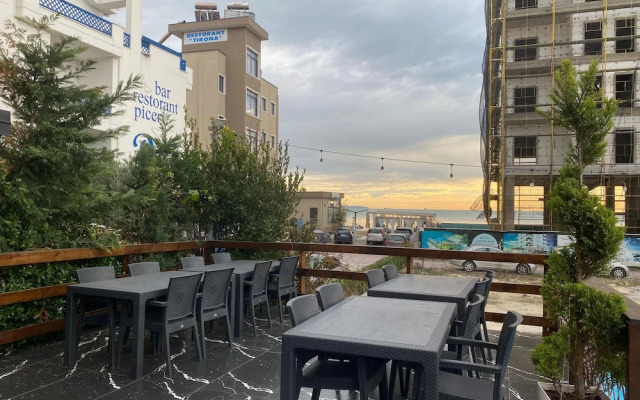 Enles Hostel
