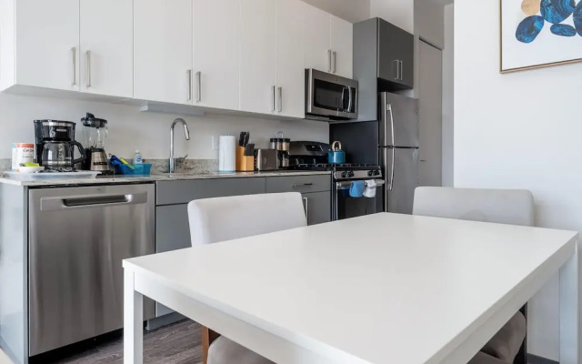 New & Modern  Lux City Escape