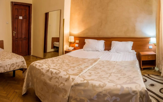 Hotel Rina Cerbul