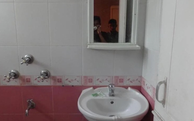 Hotel Flavours Inn