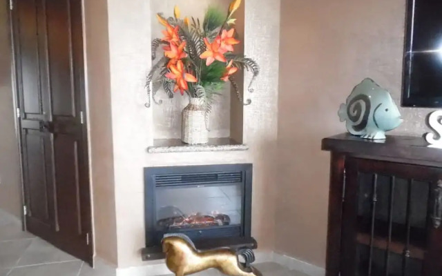 Sonoran Sky 2BR Upper 603 by Casago