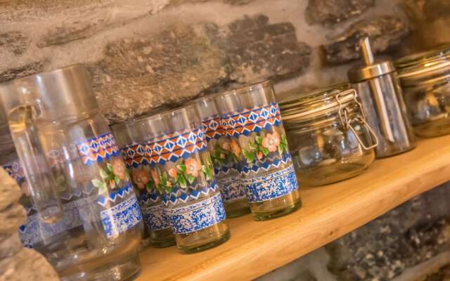 Tinos Pegion House