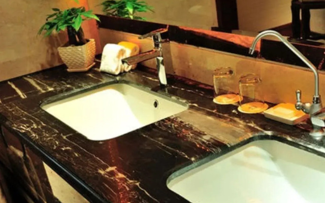 Grand New Century Hotel Ninghai Jinhai