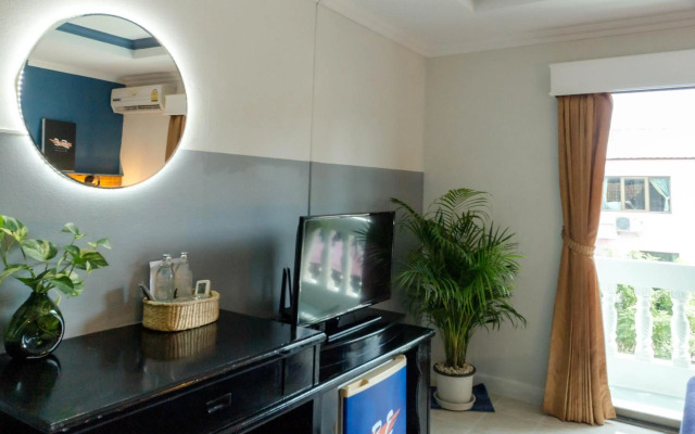 BE Baan Paradise Hotel