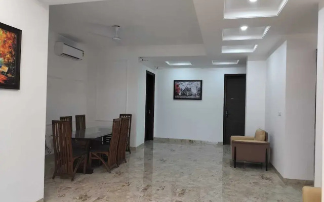 The Hoften Elite 32 Avenue, Sector 15, Gurugram