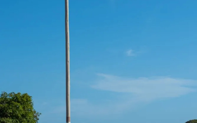 Suites Com Piscina Outeiro - Espelho