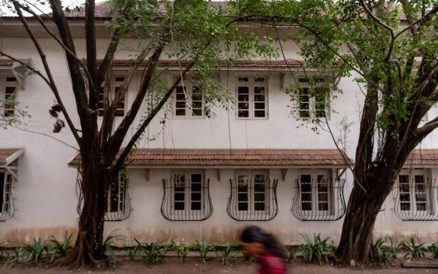 Le Colonial 1506