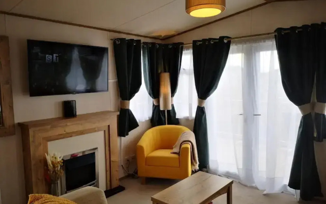 Stunning 2 Bed Chalet in Silversands Lossiemouth