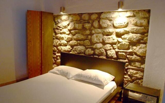 Hotel Lofos
