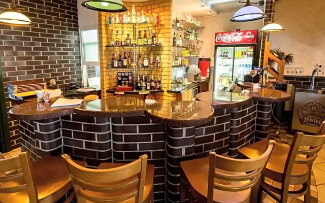 Kompleks Hotelowy Logos