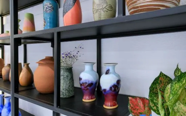 Yangshuo Zhoujia Xiaoyuan Homestay (Songcheng Qiangu Scenery Area Shop)