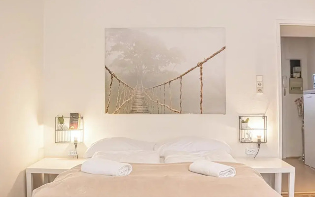 Cozy 1BR Apt Great for Long Stays