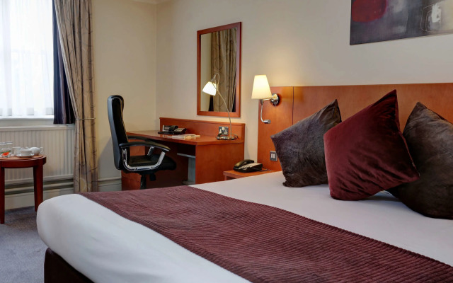 Doubletree By Hilton Reading M4 J10