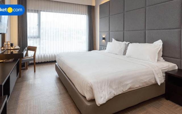 De Lobby Suite Hotel