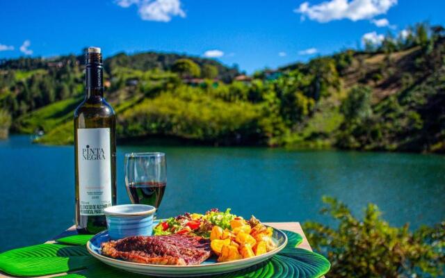 AW Guatape Glamping Resort