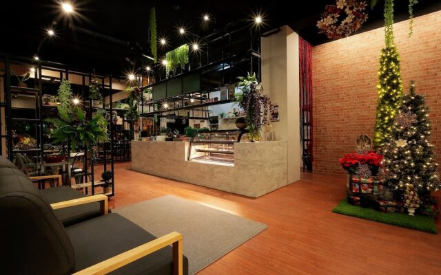 K-1 Hotel