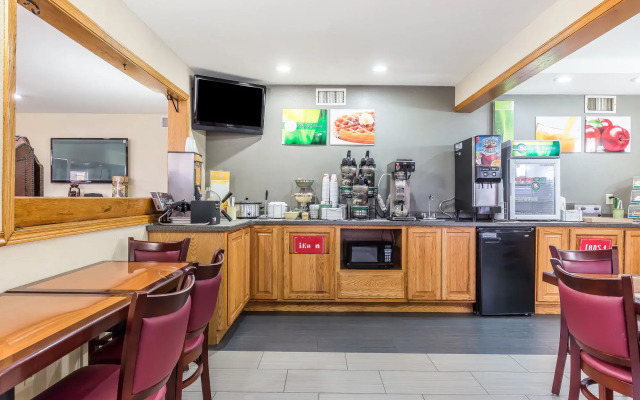 Quality Inn Mount Vernon, IL