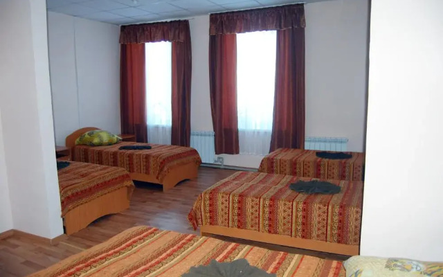 Флоренция (бывш. Спутник)