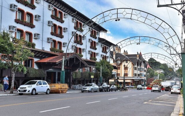 Studio ao lado da Famosa Rua Coberta