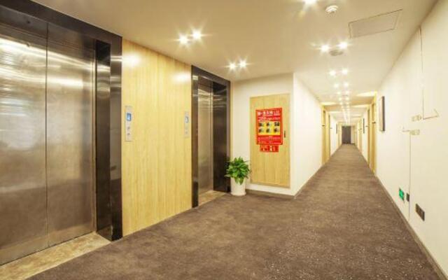 Youmi Hotel