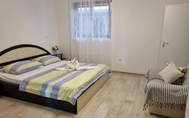Vacation house Delić