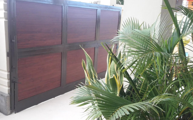 Monalysa St. Honore Apartment & Studio