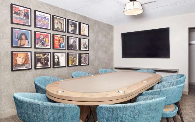 DoubleTree Suites by Hilton Nashville Airport