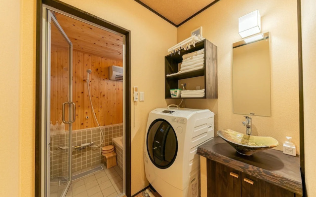 Yadoya Asakusa Sen no Kaze