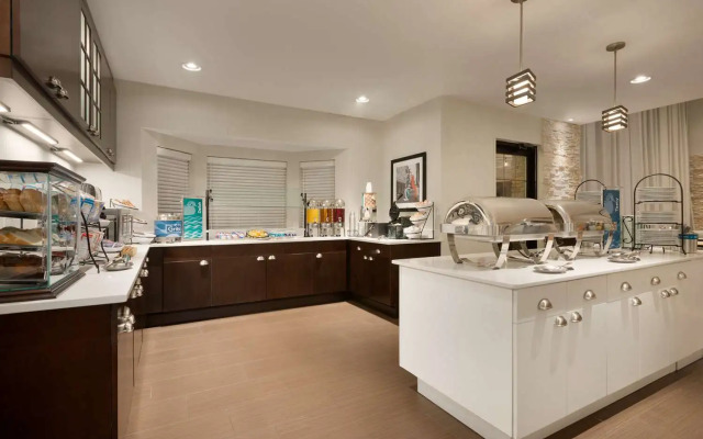 Homewood Suites Jacksonville Deerwood Park