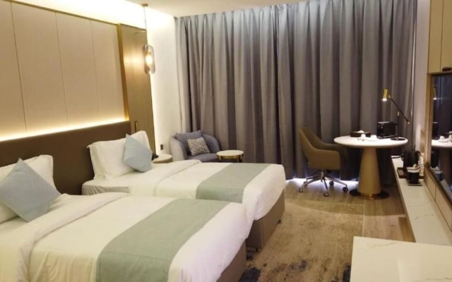 H Luxury Hotel