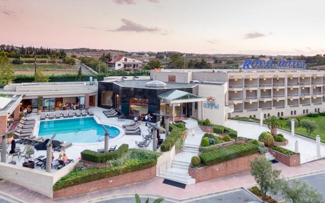 Royal Hotel